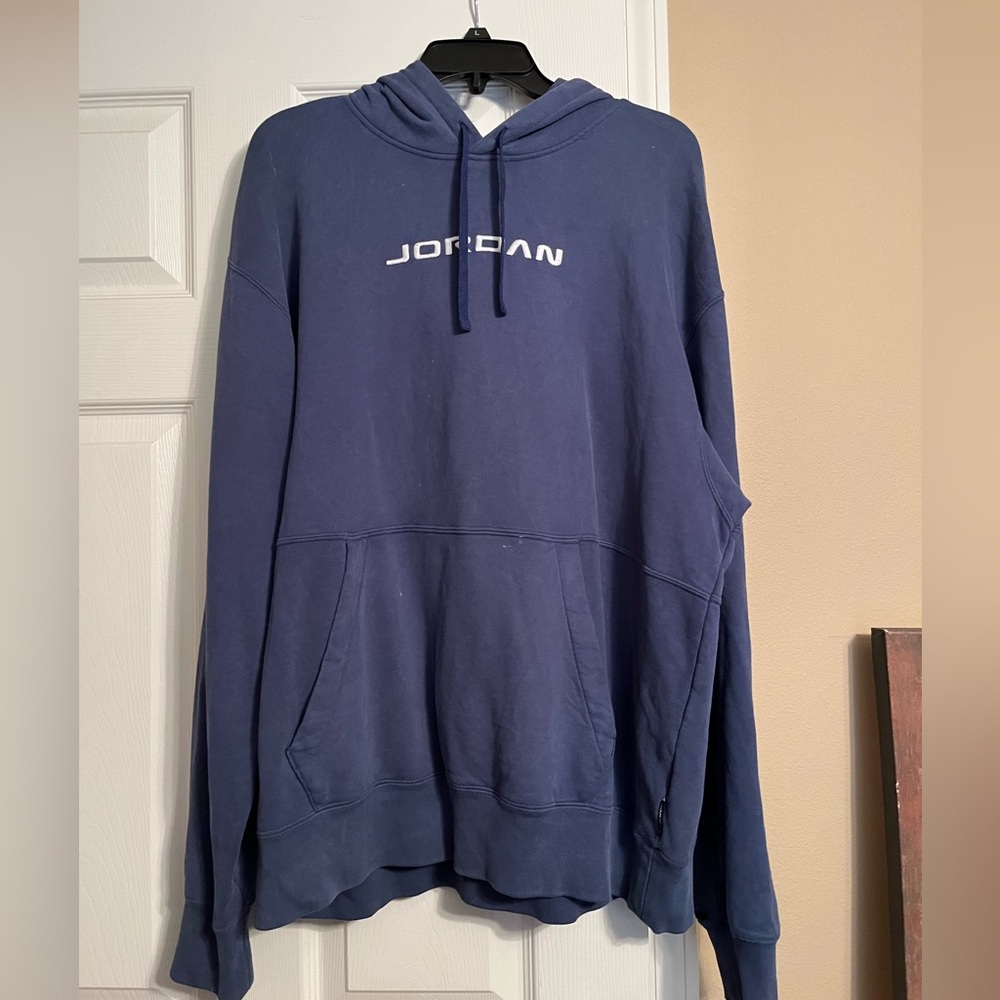 Men’s Jordan Hoodie! Good condition. Color is blue and size large.